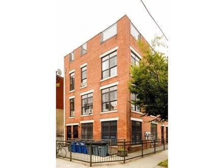 230 Evergreen Ave, Brooklyn, NY à vendre - Photo du bâtiment - Image 2 de 22