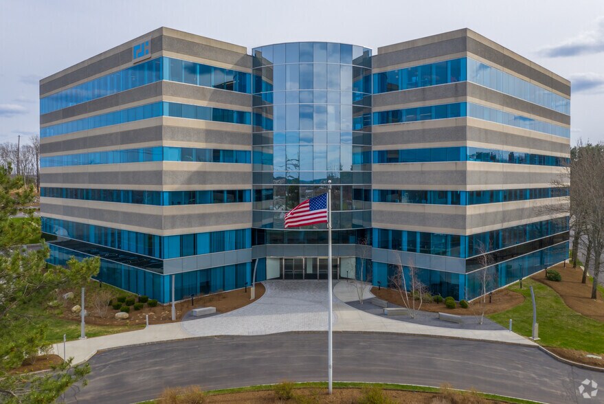 200 Summit Dr, Burlington, MA à louer - Photo du bâtiment - Image 2 de 21