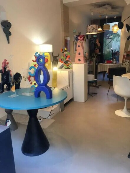 Commerce de détail dans Paris à vendre - Photo intérieure - Image 2 de 11