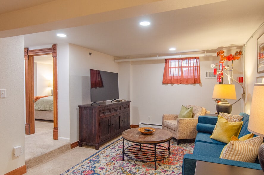 1024 8th St, Greeley, CO for sale - Interior Photo - Image 3 of 70