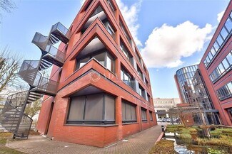 Plus de détails pour 1 Rue James Joule, Guyancourt - Bureau à louer