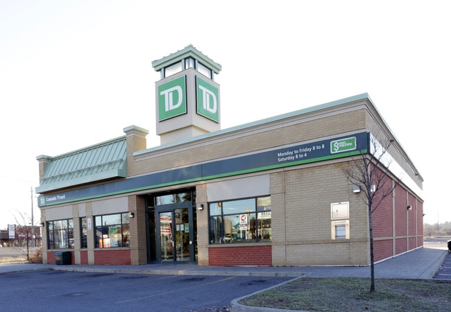 Plus de détails pour 2940-2960 Bank St, Ottawa, ON - Commerce de détail à louer