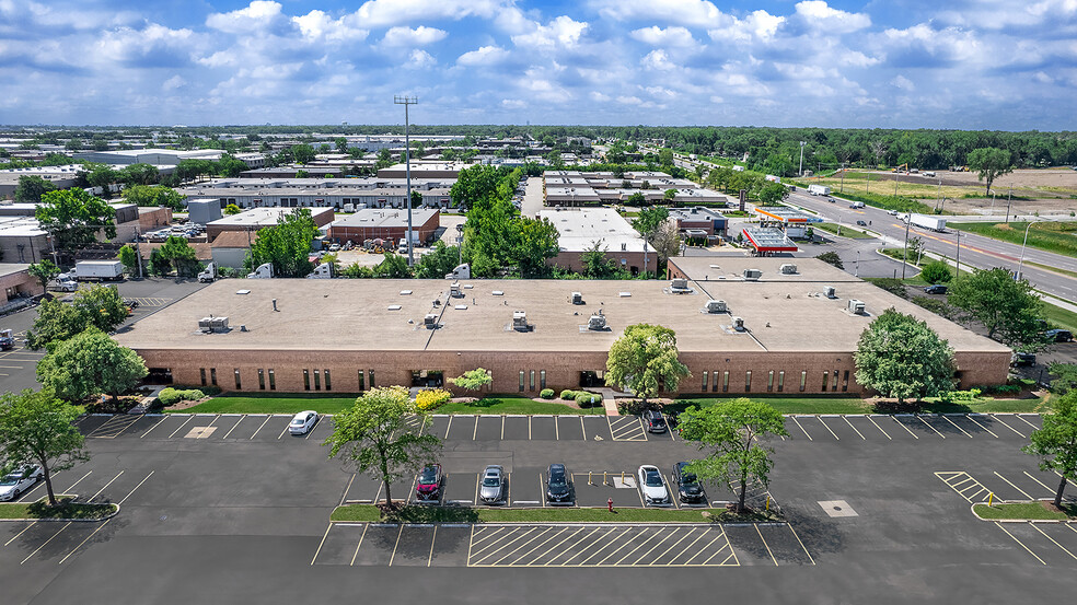 1088-1130 W Thorndale Ave, Bensenville, IL à louer - Photo du bâtiment - Image 1 de 6