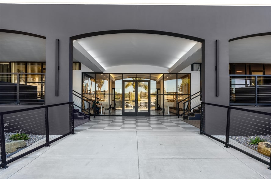 3511 Camino del Rio S, San Diego, CA for lease - Building Photo - Image 2 of 11