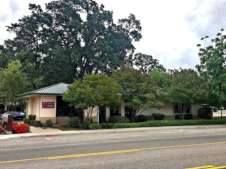 7605 Morro Rd, Atascadero, CA à vendre - Photo du bâtiment - Image 2 de 9