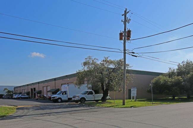 More details for 8527-8529 NW 66th St, Miami, FL - Industrial for Lease