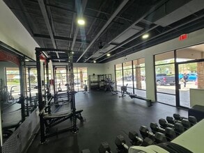 1185 Spring Centre Blvd S, Altamonte Springs, FL for lease Interior Photo- Image 1 of 5