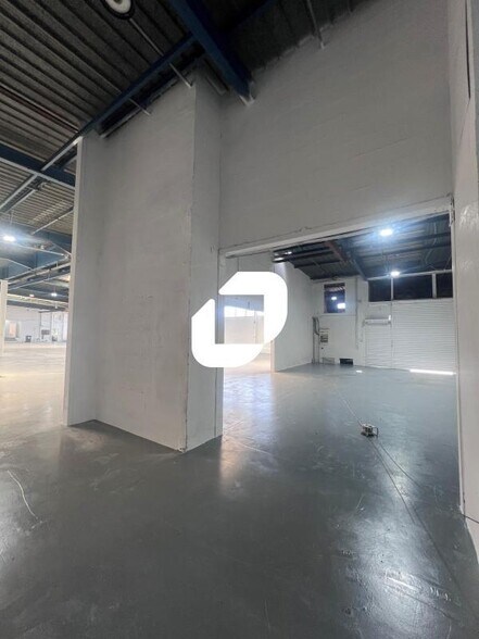 Flex dans Meaux à louer - Photo du bâtiment - Image 2 de 4