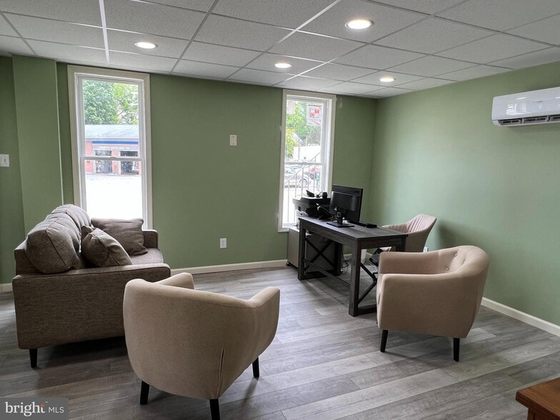 494 E King St, Shippensburg, PA for sale - Building Photo - Image 3 of 6