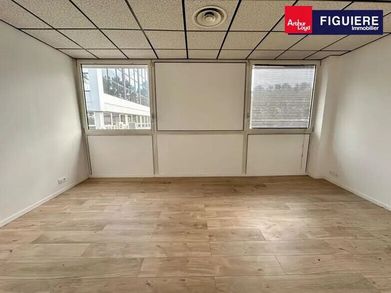 75 Rue Marcelin Berthelot, Aix-en-Provence à vendre - Photo intérieure - Image 2 de 8