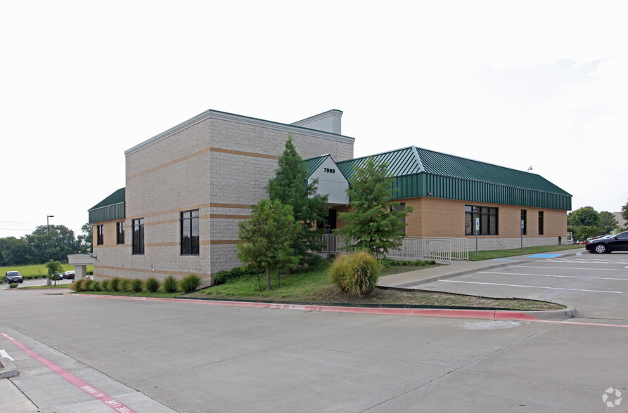 7989 W Virginia Dr, Dallas, TX for sale - Primary Photo - Image 1 of 5