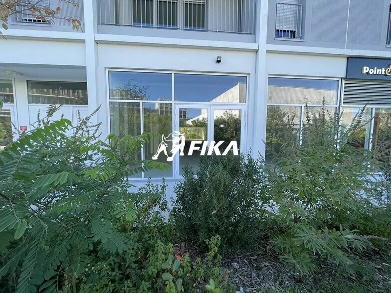 Commerce de détail dans Mérignac à vendre - Photo du bâtiment - Image 2 de 15