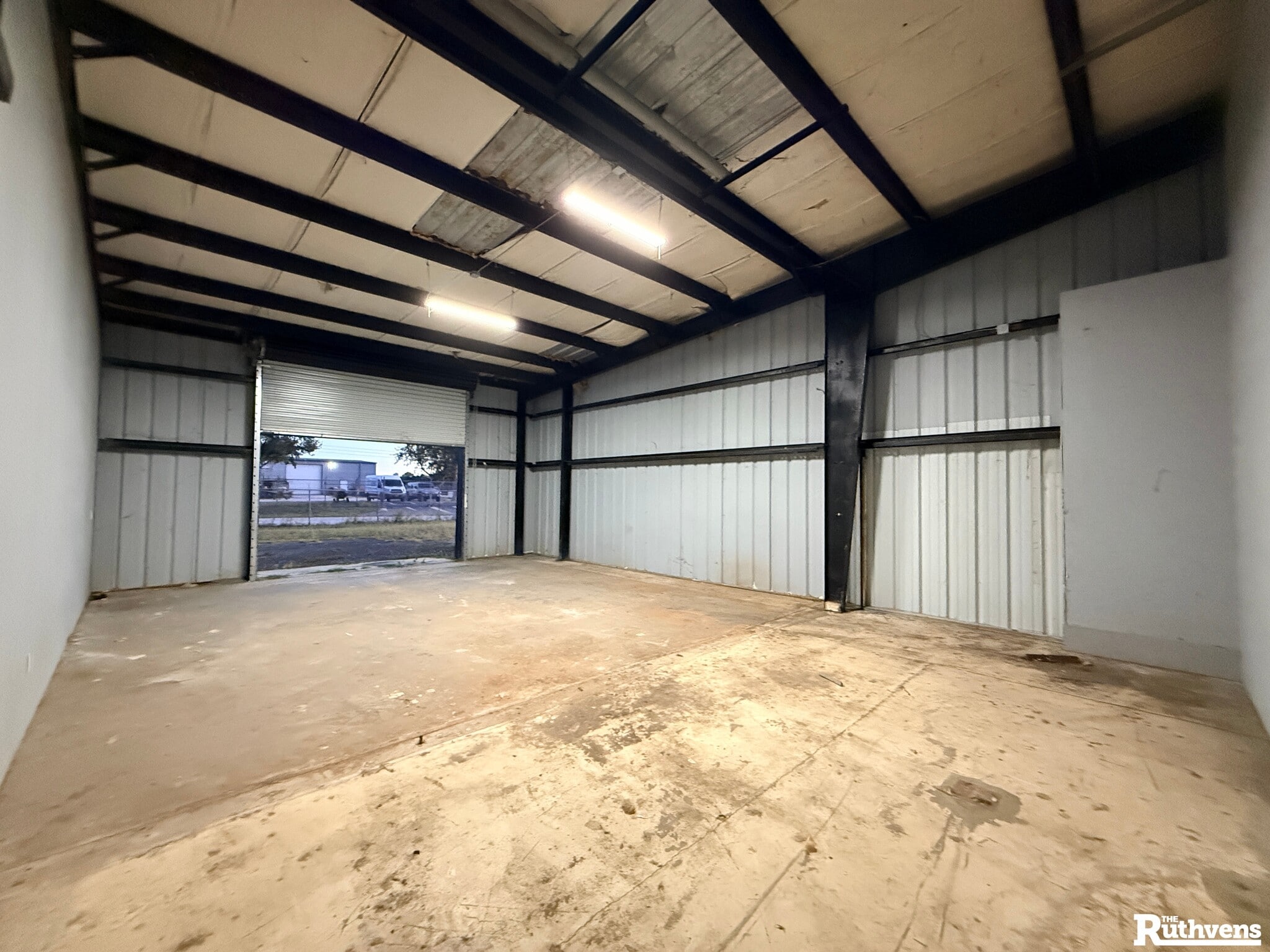 250 Deer Trl E, Sebring, FL for lease Interior Photo- Image 1 of 7