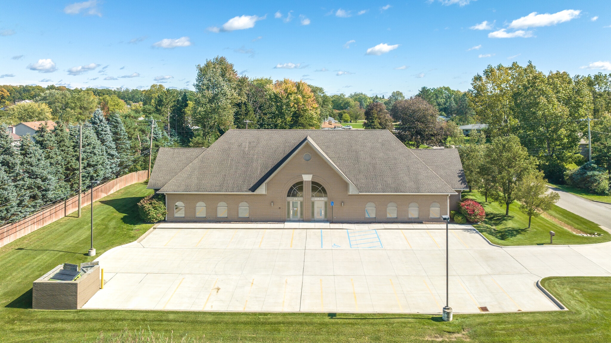 33 Hiram St, Lake Orion, MI for lease Building Photo- Image 1 of 9