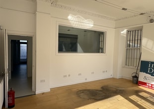 151-157 Broughton Rd, Edinburgh for lease Interior Photo- Image 2 of 2
