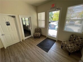 2107 Forest Ave, Chico, CA à vendre Photo intérieure- Image 1 de 19