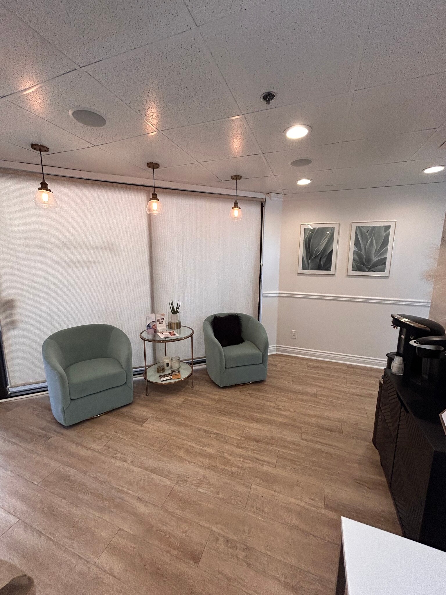 7420-7494 N Fresno St, Fresno, CA for lease Interior Photo- Image 1 of 3