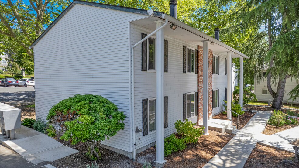 1700 Blankenship Rd W, West Linn, OR à vendre - Photo du bâtiment - Image 3 de 6