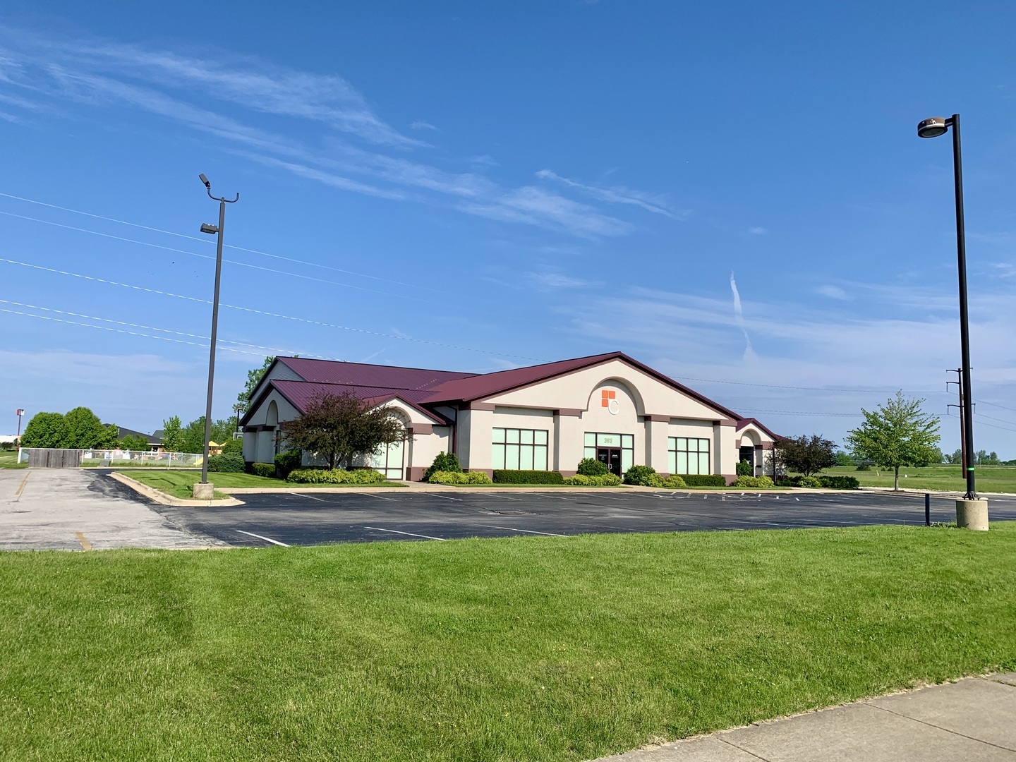 391-395 Southcreek Dr, Manteno, IL for sale Primary Photo- Image 1 of 1