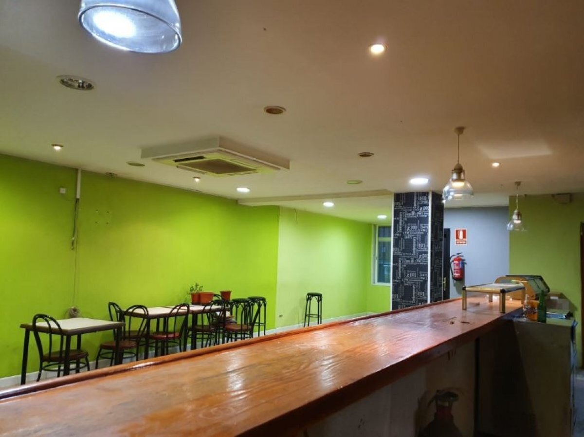 Retail in Salamanca, Salamanca for sale Building Photo- Image 1 of 12