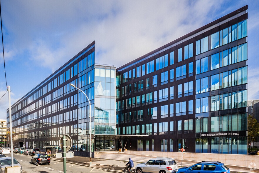 9 Rue Henri Barbusse, Gennevilliers, Gennevilliers for lease - Primary Photo - Image 1 of 3