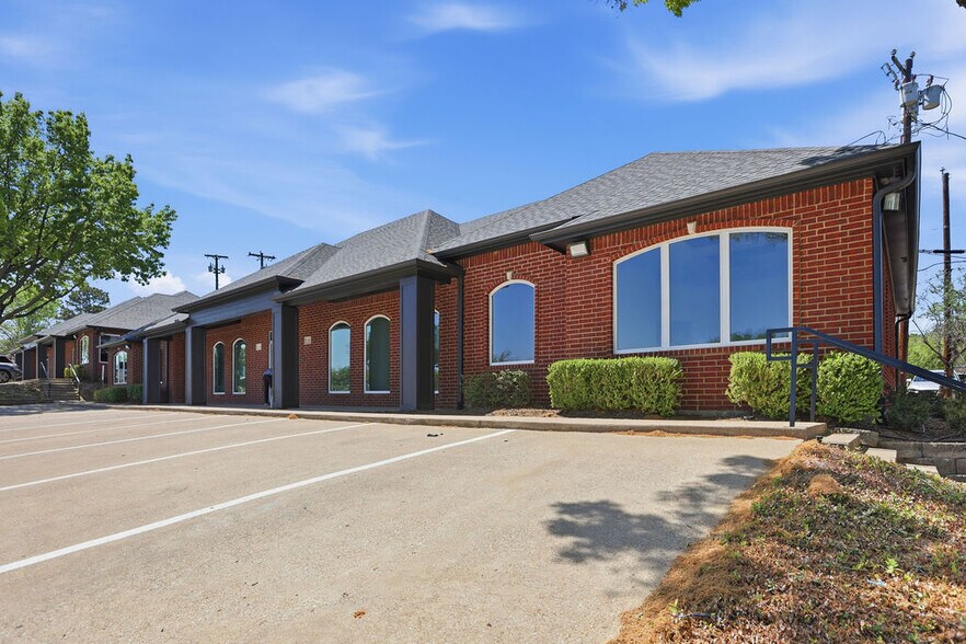 120 S Village Center Rd, Southlake, TX à louer - Photo du bâtiment - Image 3 de 18