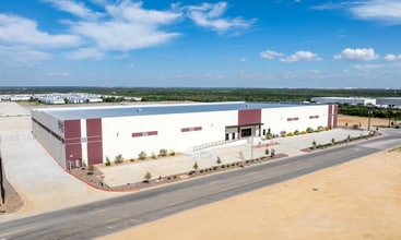 172 Interamerica Blvd, Laredo, TX à louer Aérien- Image 1 de 8