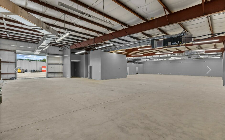 4200 Dow Rd, Melbourne, FL à louer - Photo du bâtiment - Image 3 de 16