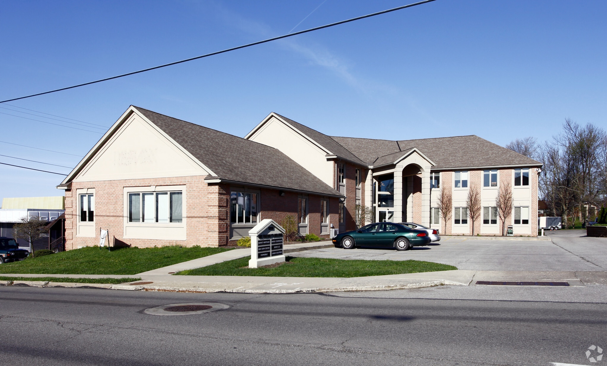 1230 Lexington Ave, Mansfield, OH for lease Primary Photo- Image 1 of 54