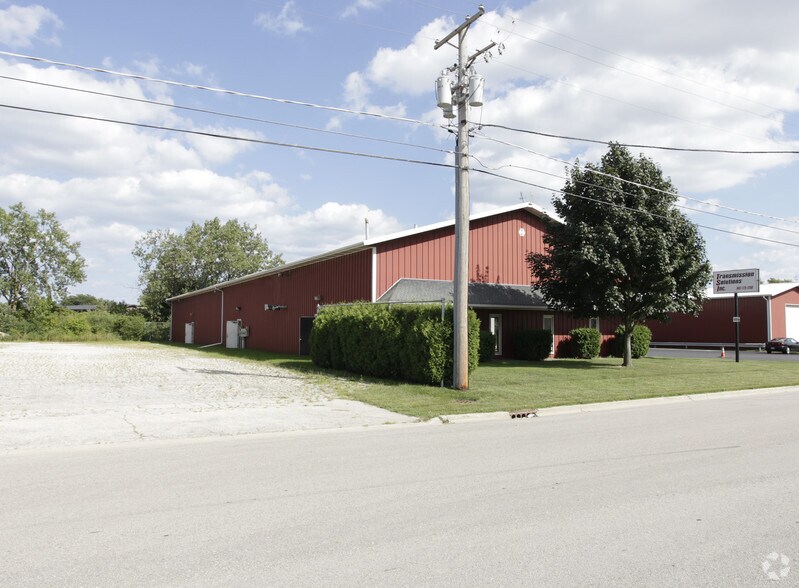 49 Lebaron St, Waukegan, IL à louer - Photo du bâtiment - Image 2 de 2