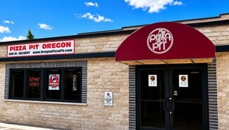 Plus de détails pour 130 N Main St, Oregon, WI - Commerce de détail à vendre