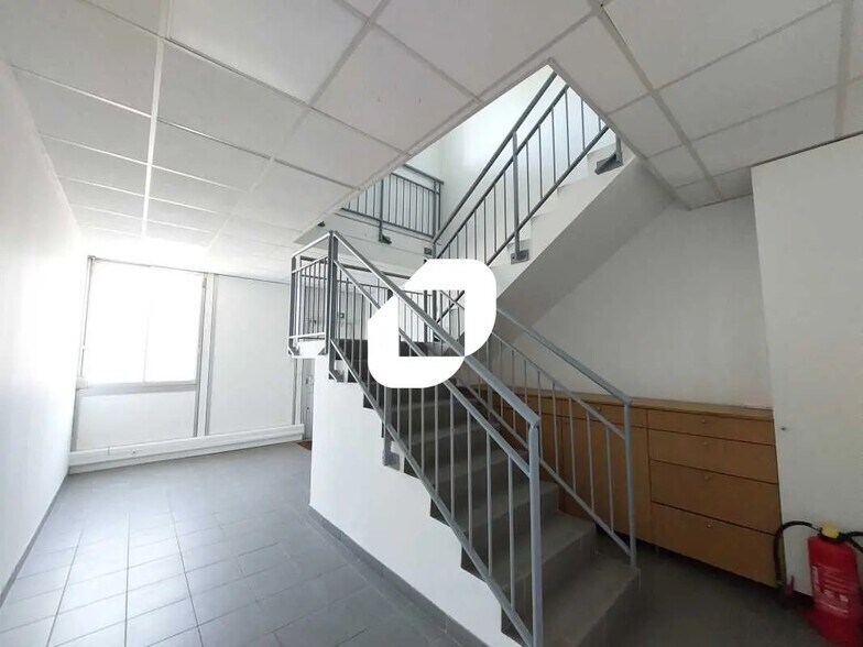 Flex dans Coignières à louer - Photo intérieure - Image 2 de 12