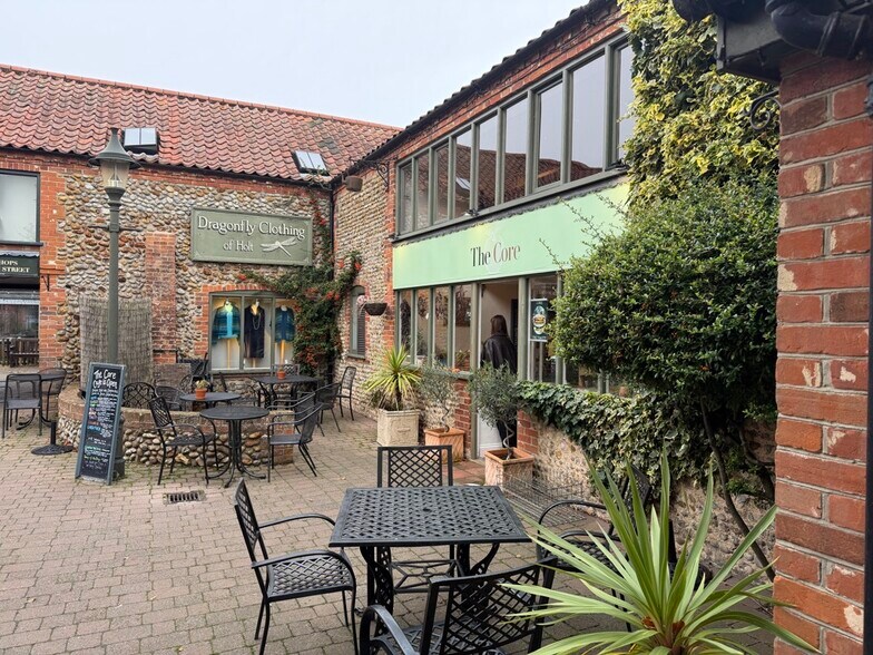 3 Appleyard, Holt à louer - Photo du bâtiment - Image 2 de 3