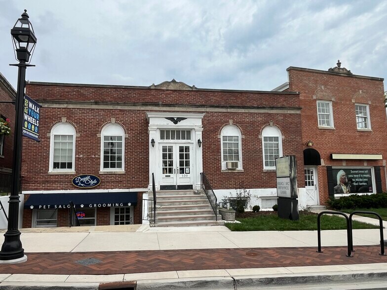 500-510 Pennsylvania Ave, Glen Ellyn, IL à vendre - Photo du bâtiment - Image 2 de 5