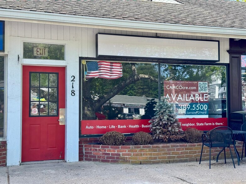 200 Route 25A, East Setauket, NY à louer - Photo du bâtiment - Image 2 de 6