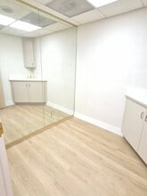 1320 Apple Ave, Hayward, CA for lease Interior Photo- Image 1 of 11