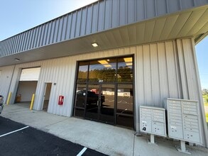 1880 Commerce Rd, Athens, GA for lease Interior Photo- Image 1 of 20