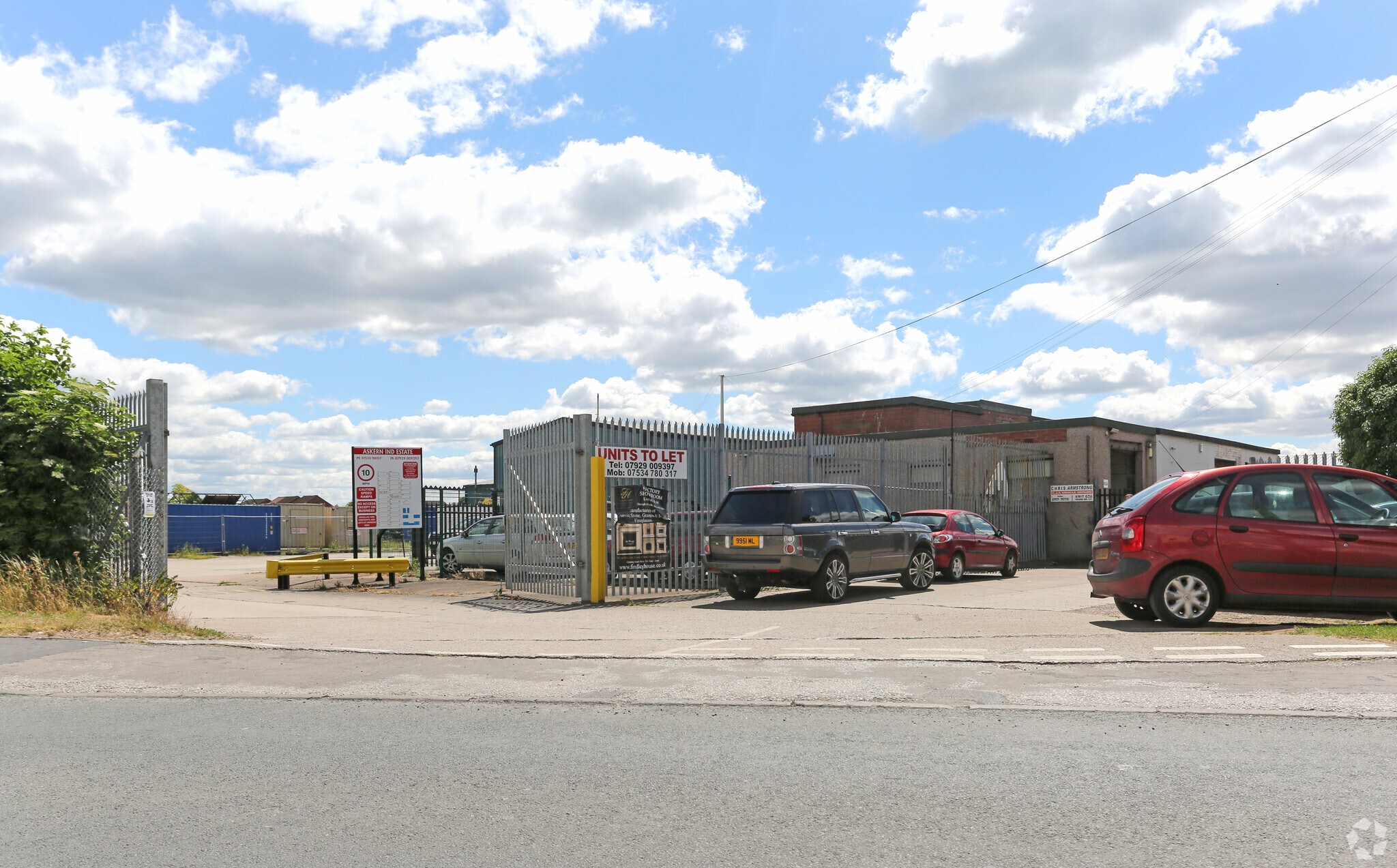 Moss Rd, Askern for lease Primary Photo- Image 1 of 12