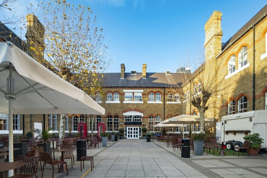 74 Roupell St, Londres à vendre - Photo du bâtiment - Image 3 de 11