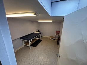 45-19 34th ave, Long Island City, NY for lease Interior Photo- Image 2 of 7