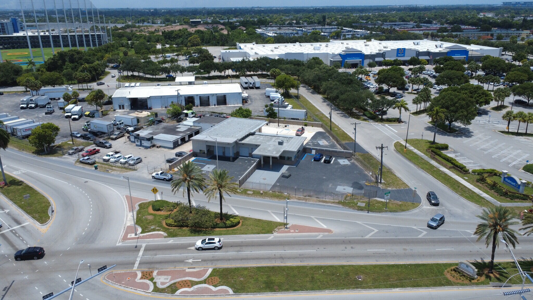 17440 NW 2nd Ave, Miami, FL à vendre Photo du bâtiment- Image 1 de 15