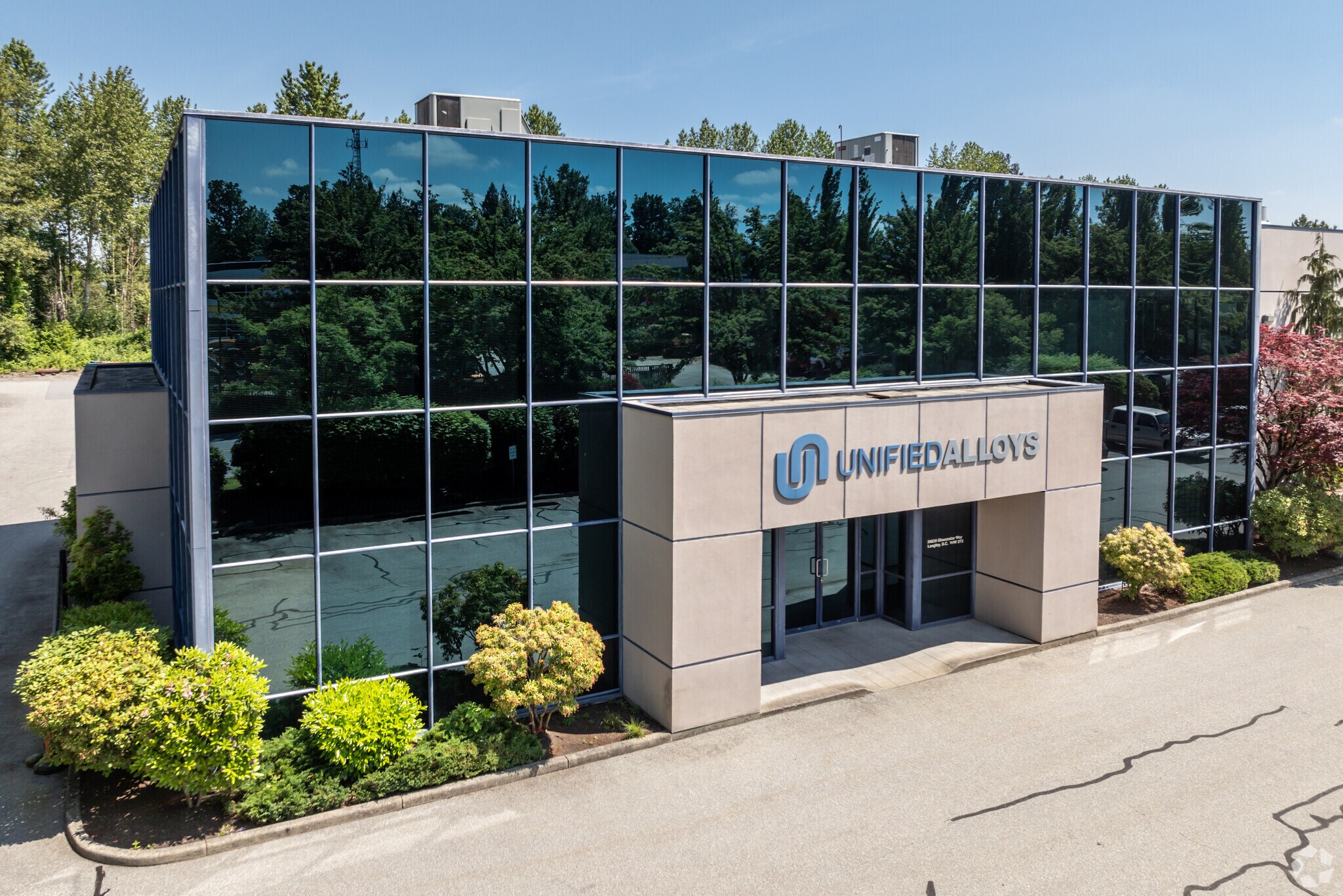 26835 Gloucester Way, Langley Twp, BC for sale Primary Photo- Image 1 of 1