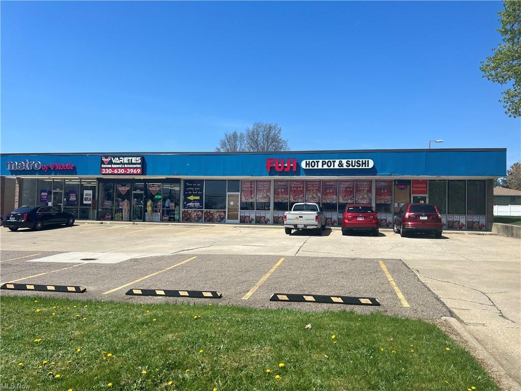 1660-1662 Brittain Rd, Akron, OH for lease Primary Photo- Image 1 of 3