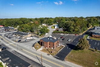 712 Oaklawn Ave, Cranston, RI - Aérien  Vue de la carte
