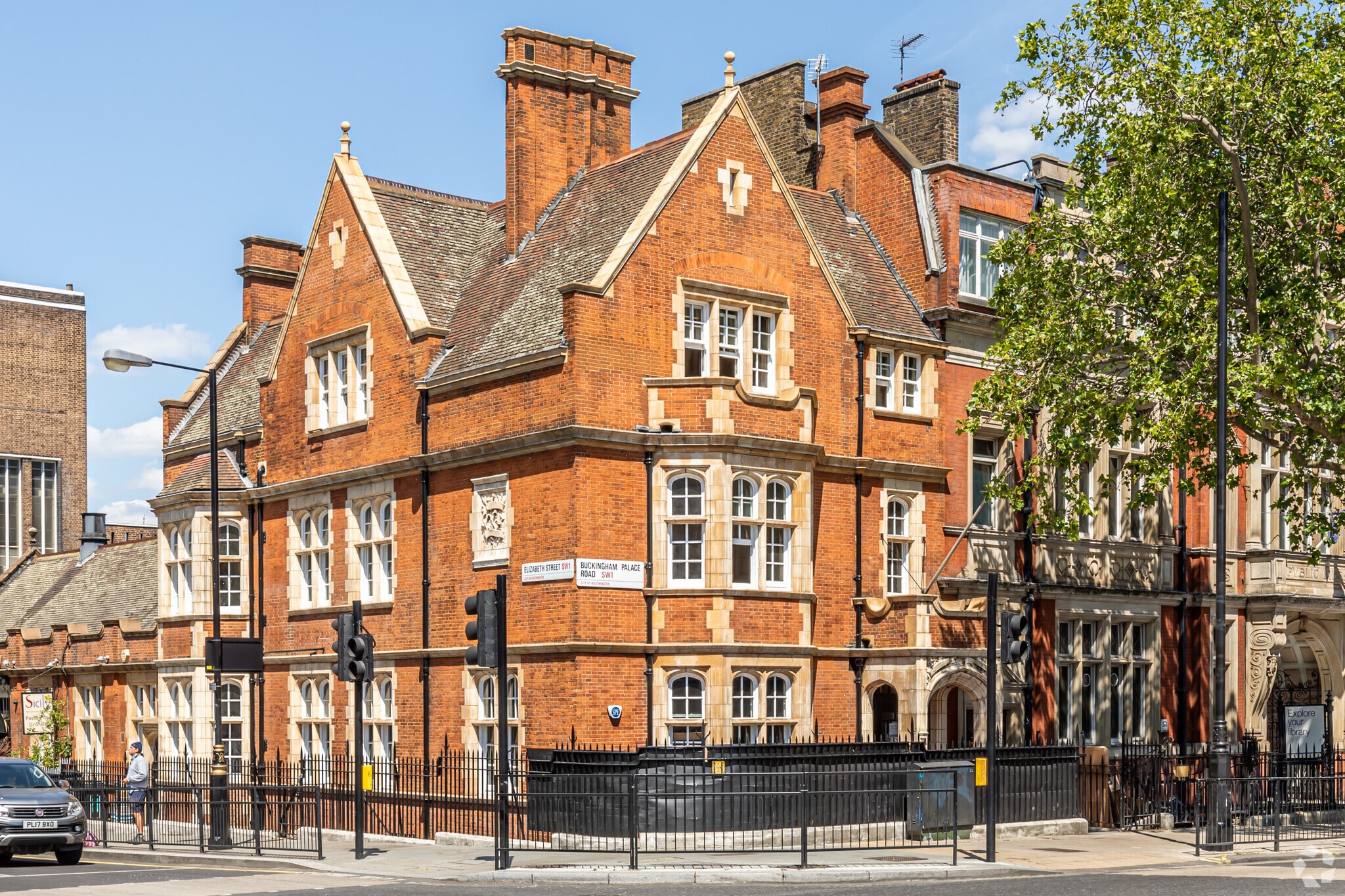 162 Buckingham Palace Rd, London for lease Primary Photo- Image 1 of 5