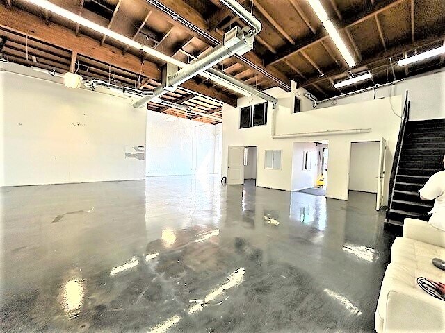 900-932 S San Pedro St, Los Angeles, CA à louer - Photo du bâtiment - Image 2 de 6
