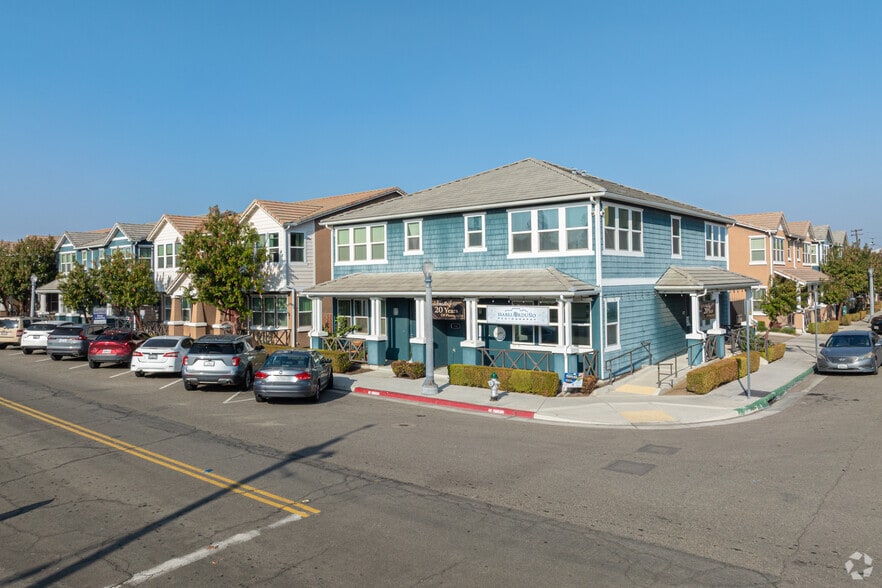 1702 L St, Fresno, CA for sale - Primary Photo - Image 1 of 7