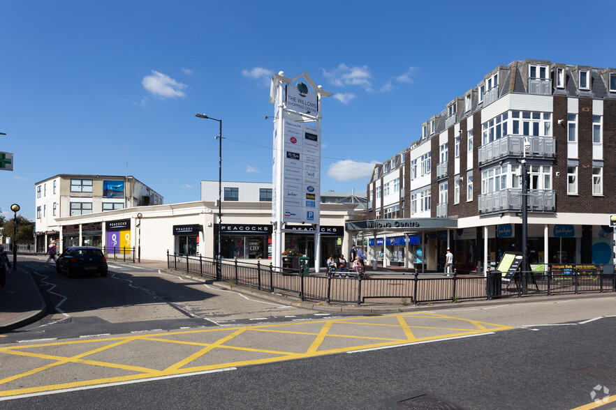 High St, Wickford à louer - Photo principale - Image 1 de 4