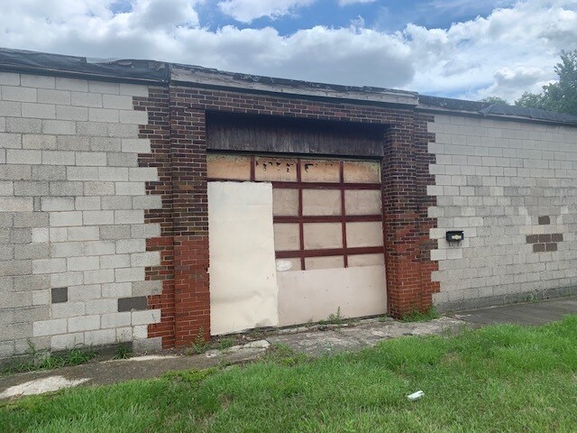 4726 Calumet Ave, Hammond, IN à vendre - Photo du bâtiment - Image 3 de 18