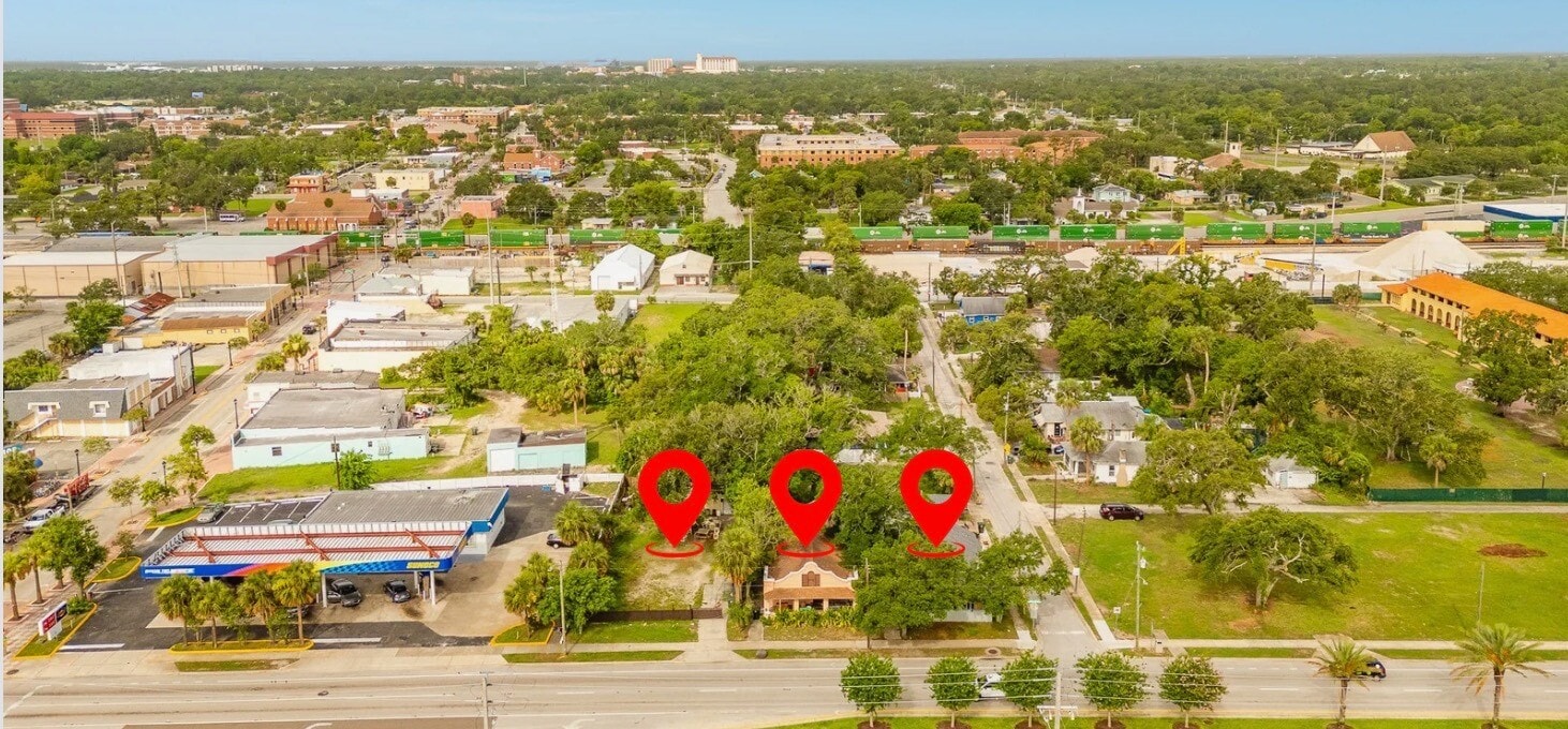 Ridgewood Avenue - 3 Parcels portefeuille de 1 propriétés à vendre sur LoopNet.ca Photo principale- Image 1 de 9